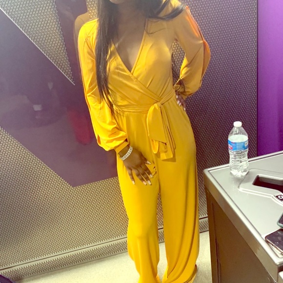 Romper - Picture 1 of 2